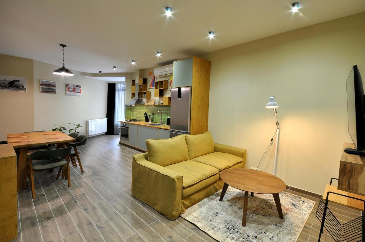 Modern Apartments Τυφλίδα Εξωτερικό φωτογραφία