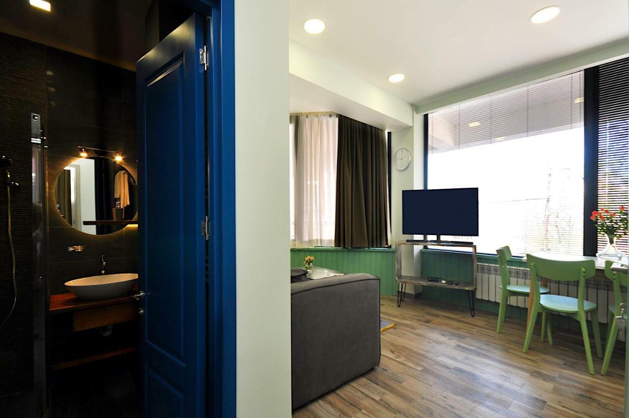 Modern Apartments Τυφλίδα Εξωτερικό φωτογραφία